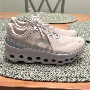 On Cloud Cloudmonster Running Shoes - Size 8.5